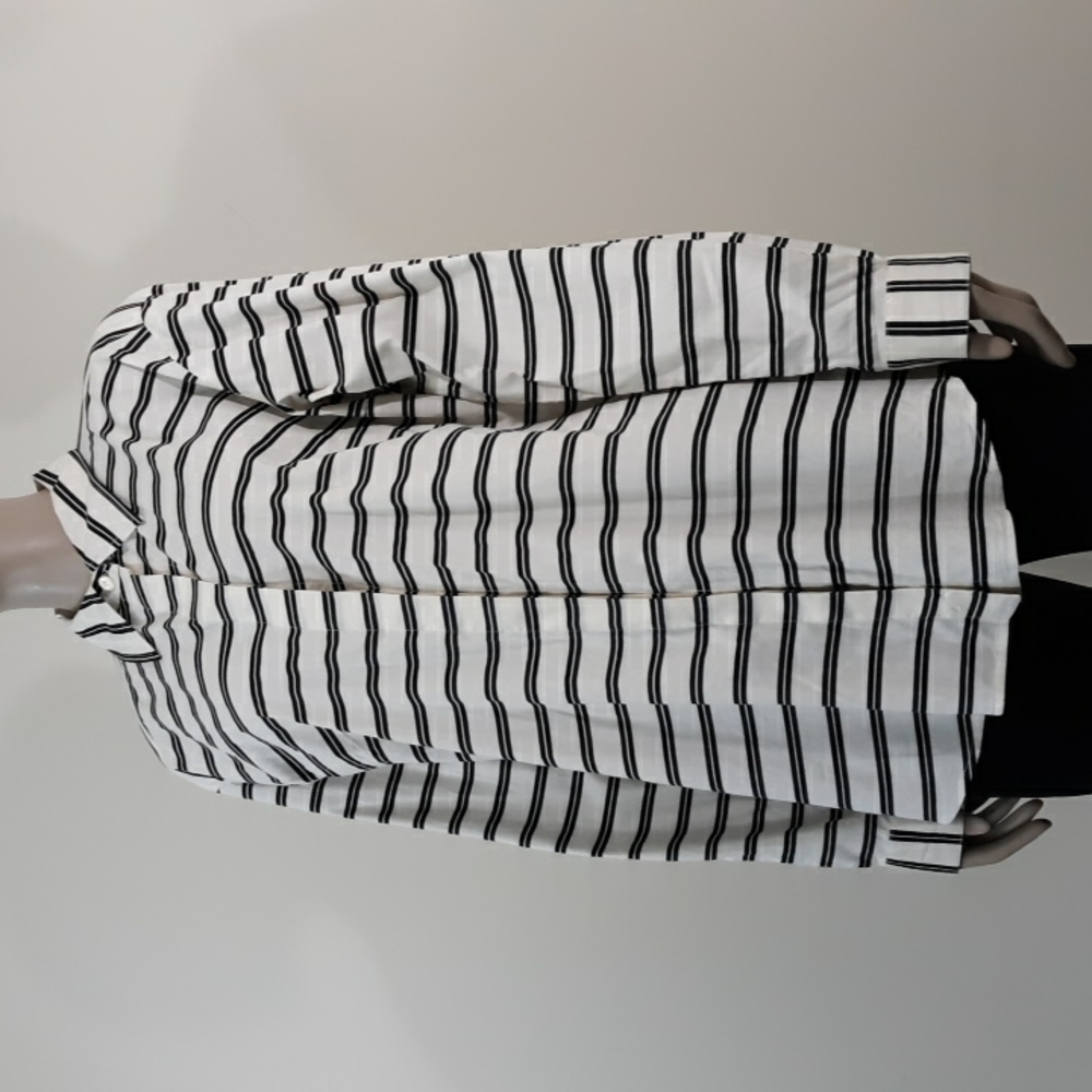 Samantha Sung Sz 8 Striped L/S Button Down Shirt